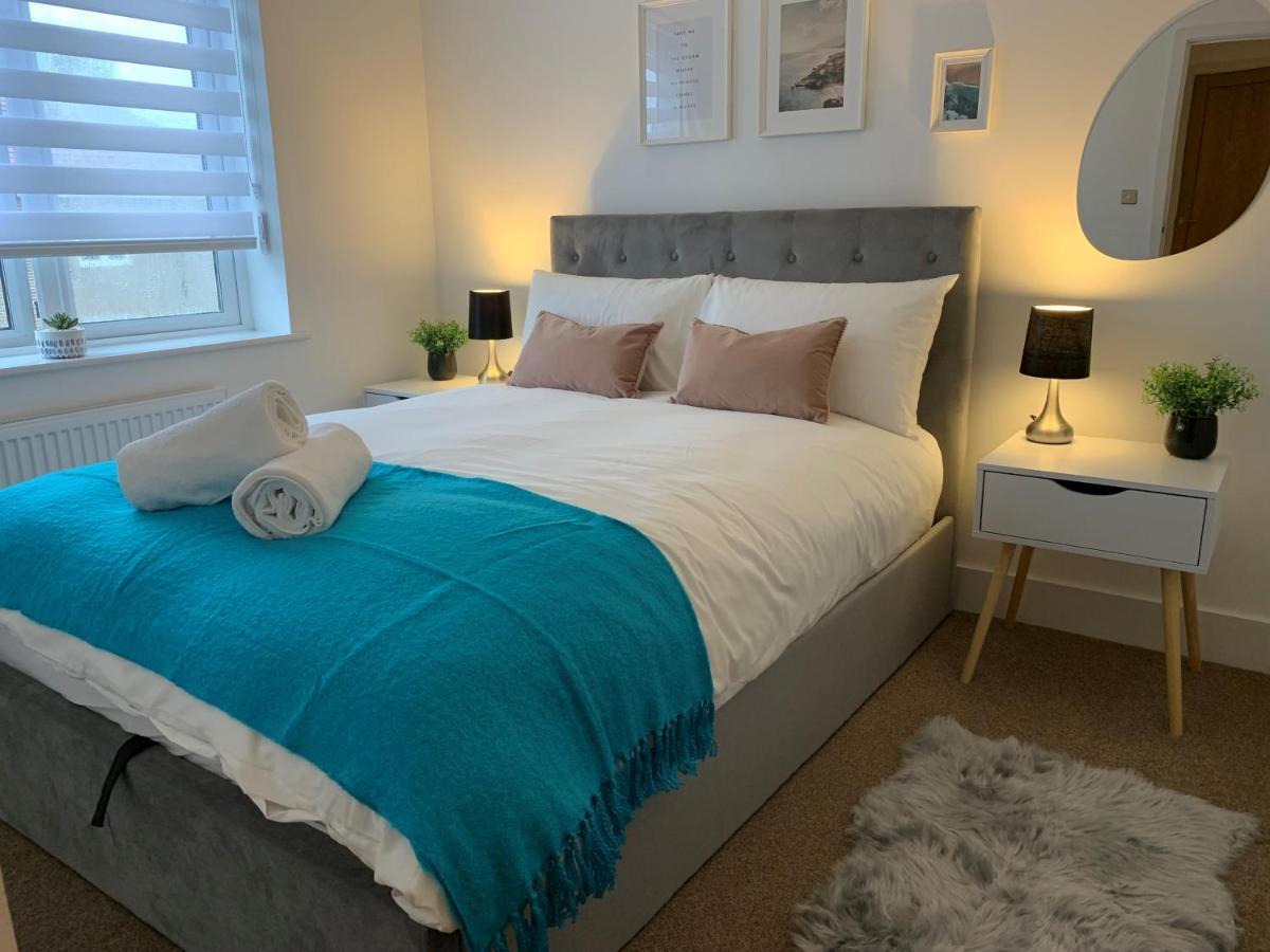 Stylish & Spacious 3 Bed House With 2 Free Car Parking Spaces Vila Appledram Exterior foto